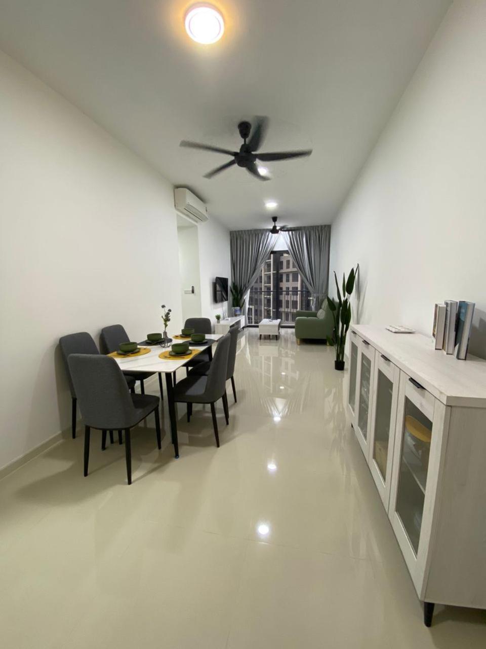 Sunway Velocity Two, By De Harlequins Kuala Lumpur