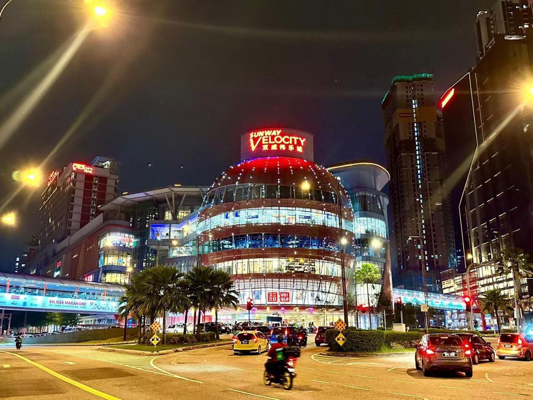 Sunway Velocity Two, By De Harlequins Pangsapuri Kuala Lumpur