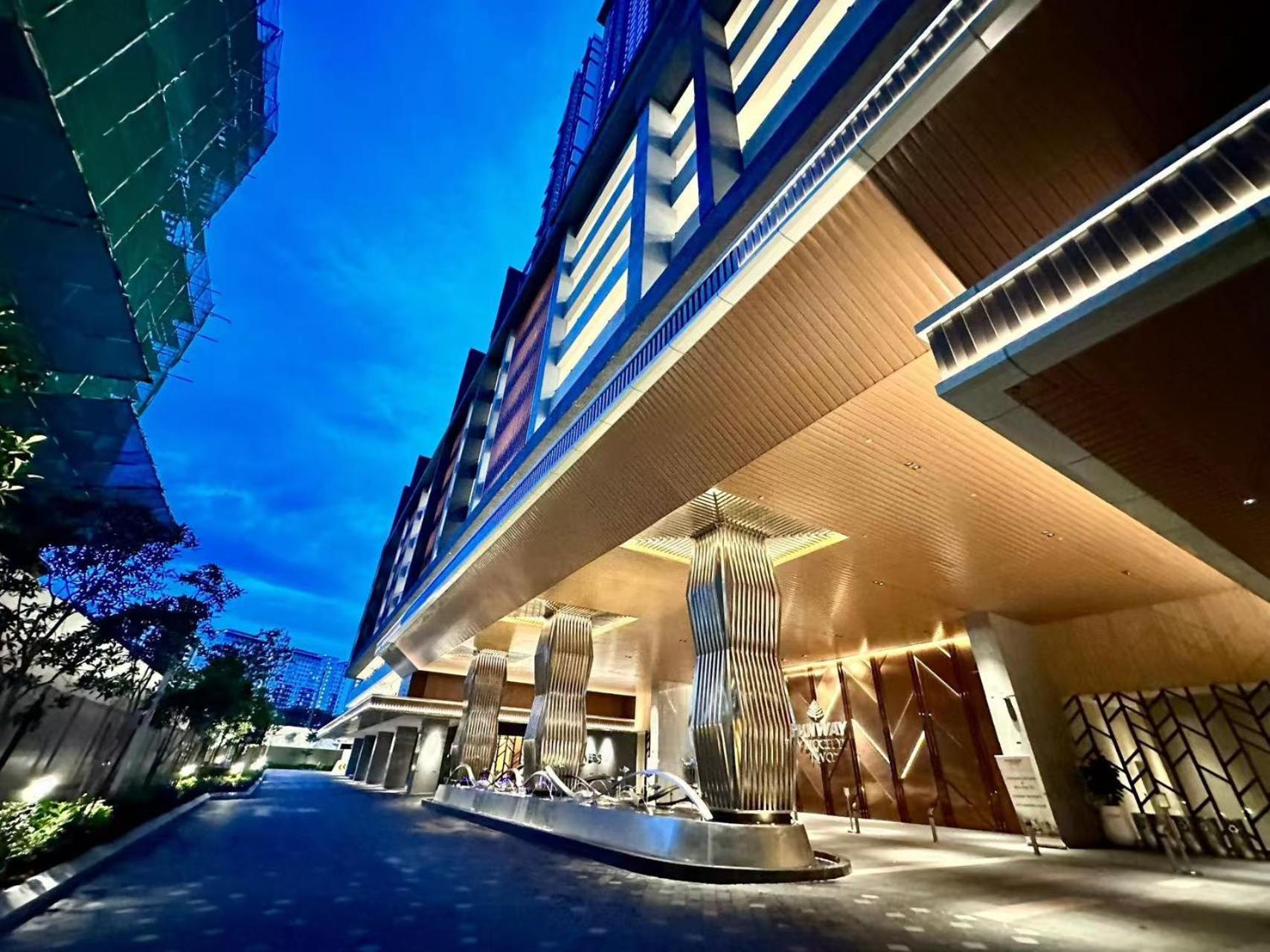 Sunway Velocity Two, By De Harlequins Pangsapuri